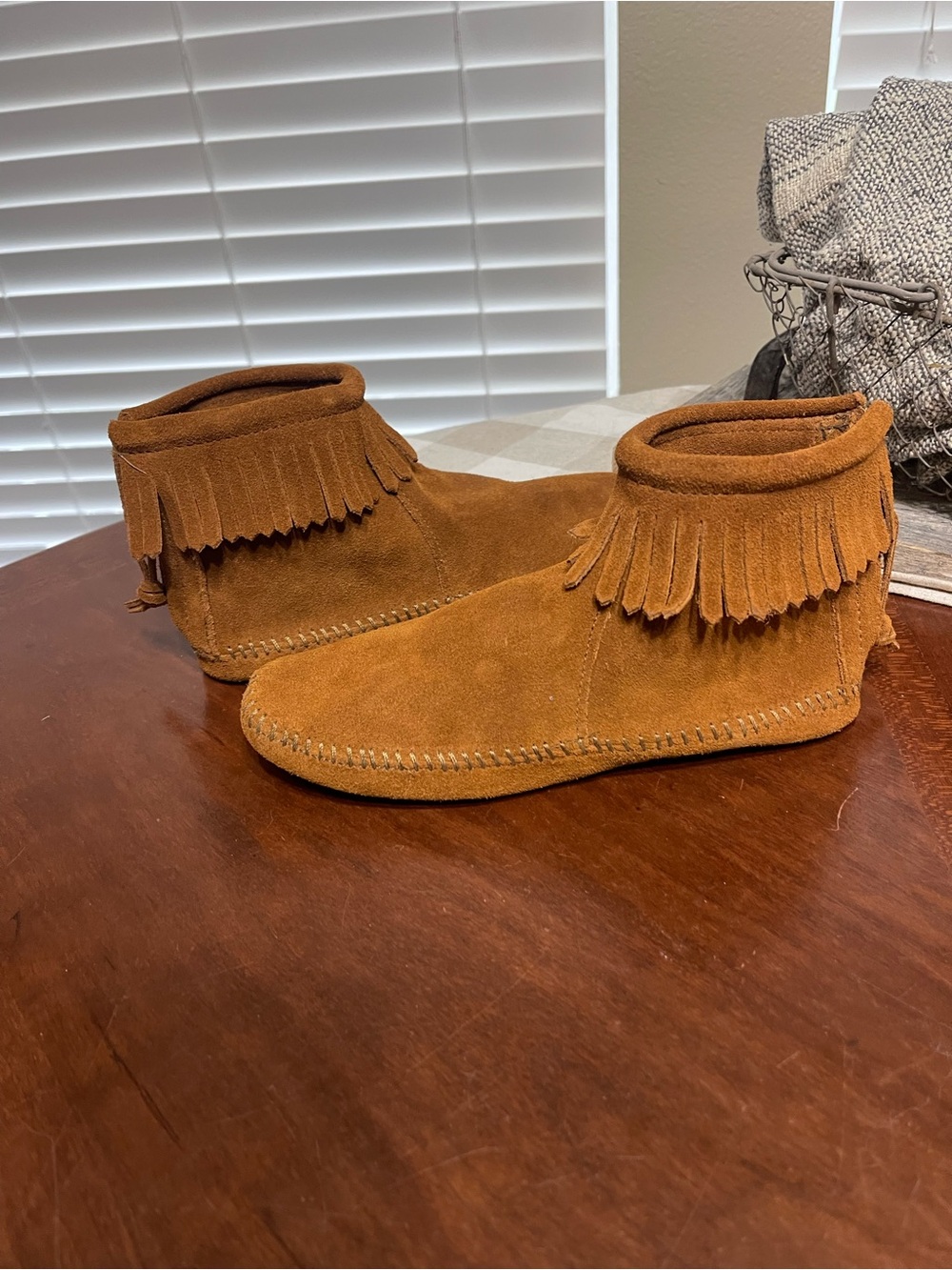 New moccasins Minnetonka 182
